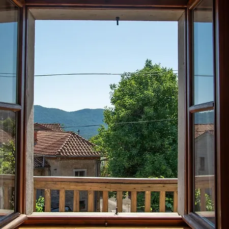 Apartma Na Skdnu Dutovlje Exterior photo